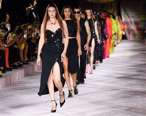 lourdes sfilata versace|Versace Spring 2022 Ready.